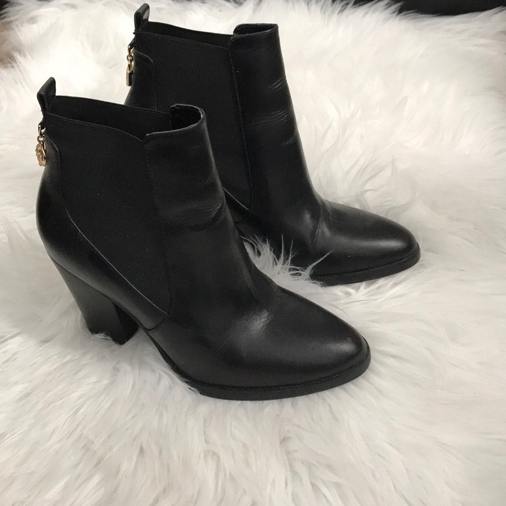 Michael kors ankle booties